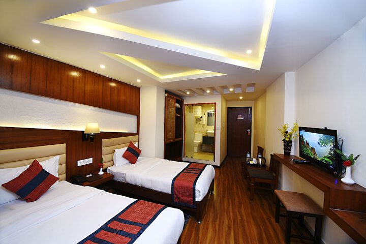 Room 42 of 339