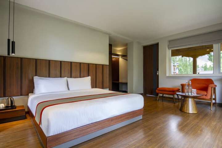 Room 7 of 23