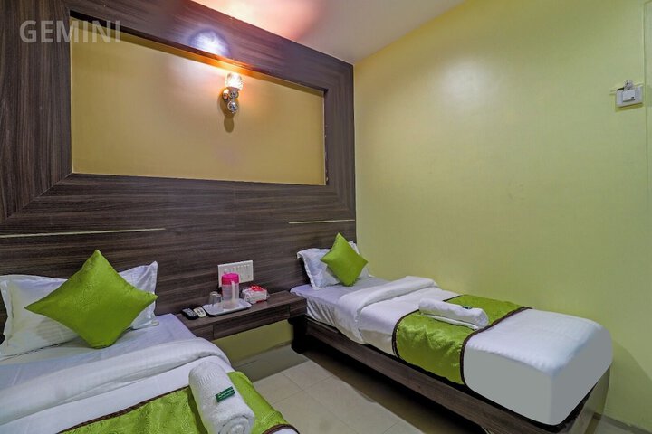 Room 15 of 24