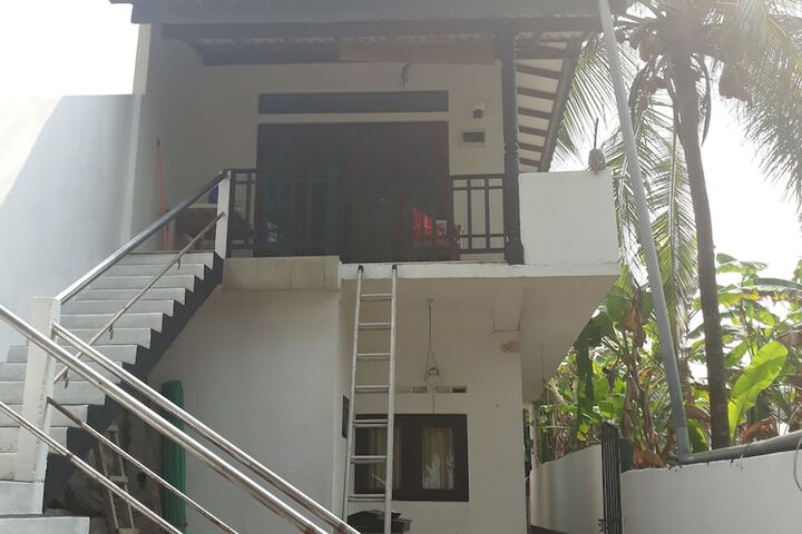 Room 9 of 63