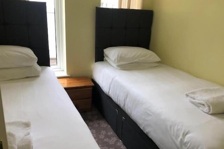 Room 10 of 47
