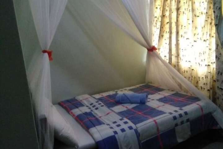 Room 4 of 30
