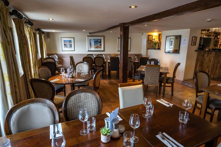 Dining Photos