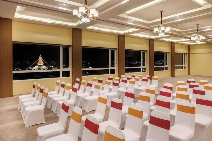 Ballroom/Hall 135 of 147