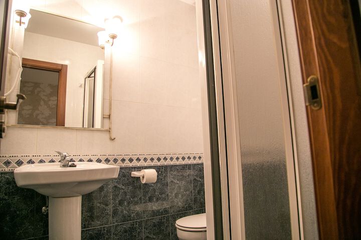 Room 56 of 134
