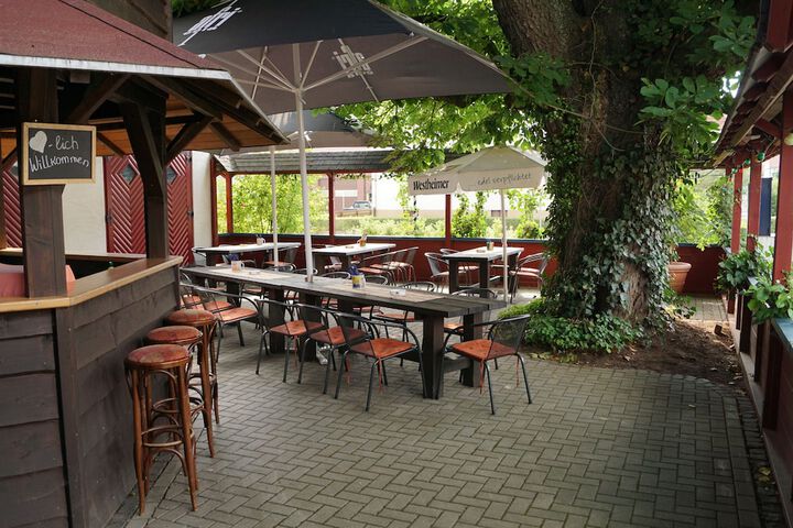 Terrace/Patio 11 of 14