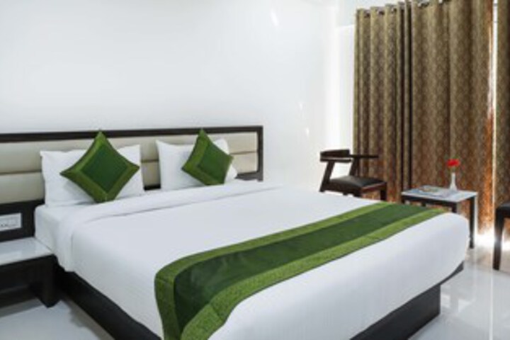 Ramjis Residency
