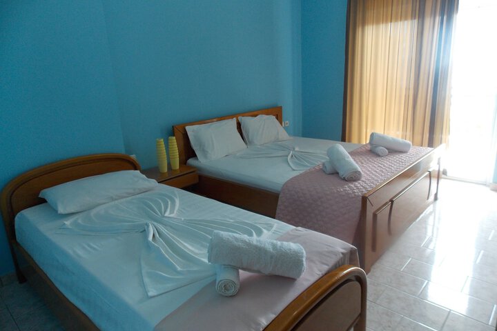 Room 19 of 74