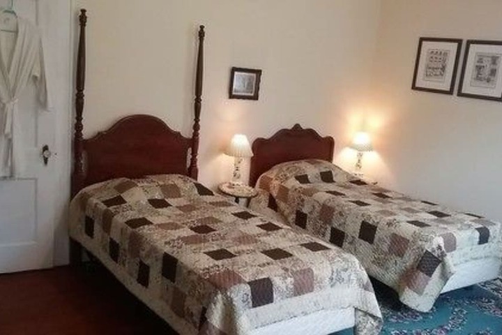 Room 19 of 50