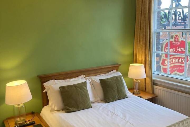 Room 2 of 22