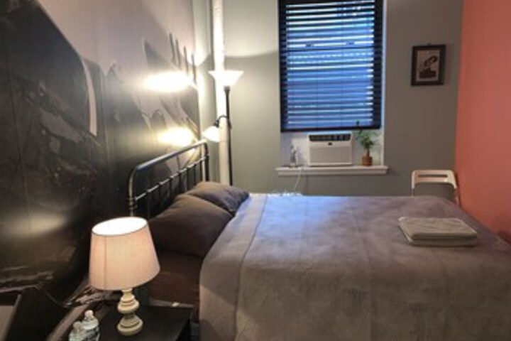 Room 34 of 79
