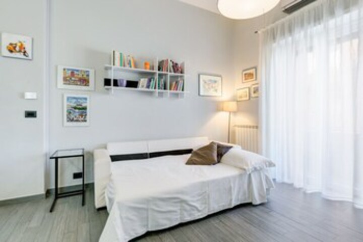 Room 7 of 29