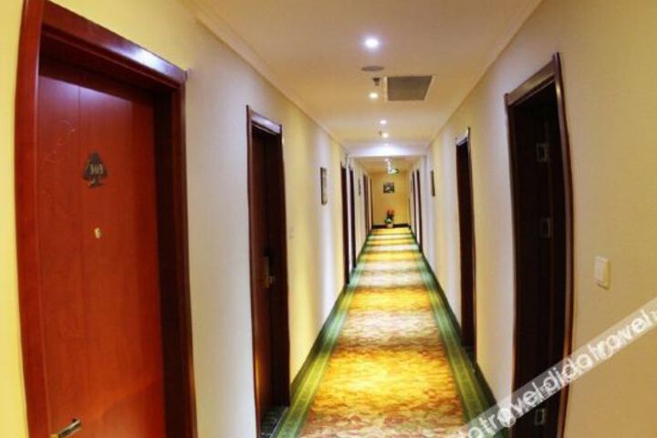 Hotel Interior 12 of 27
