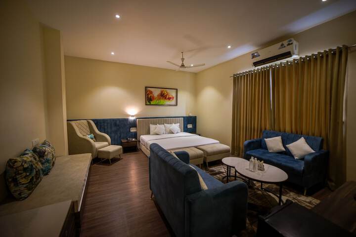 Room 27 of 59