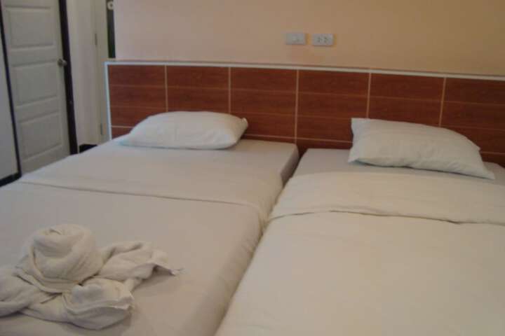 Room 30 of 86