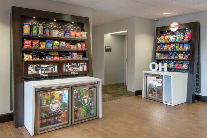 Snack bar