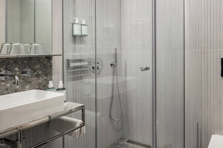 Clean Restrooms