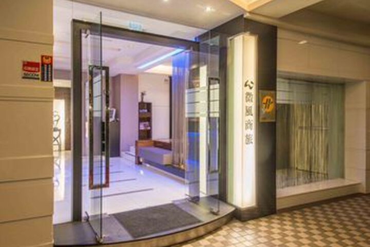 Hotel 34 of 50