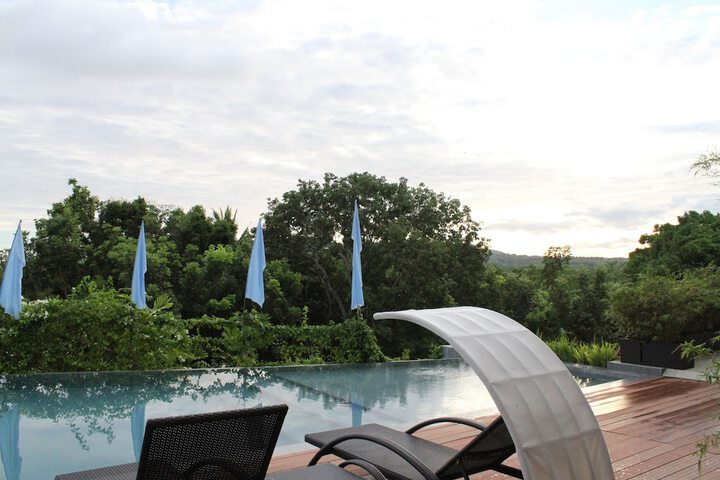 Sundeck 139 of 159
