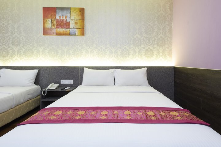 Room 4 of 22