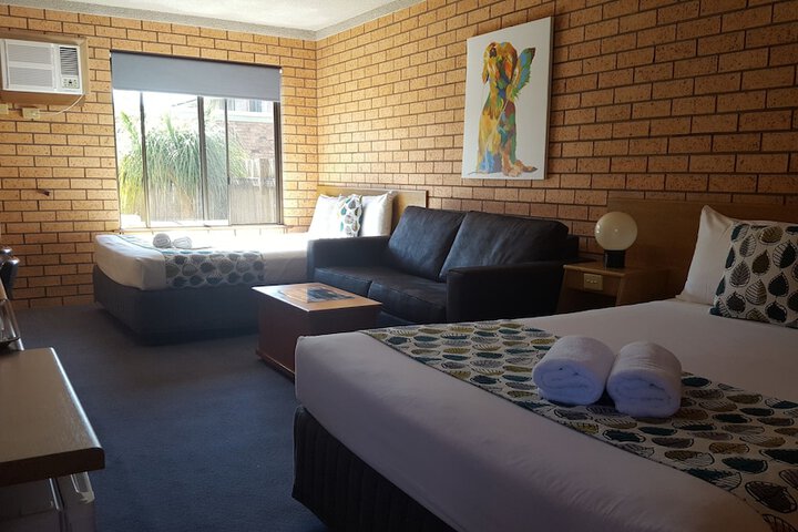 Room 38 of 68
