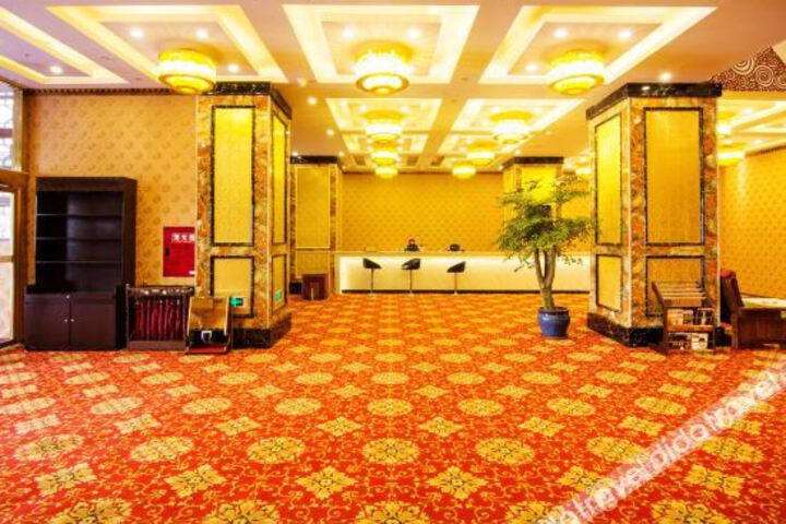 Hotel Interior 10 of 26