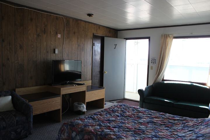 Room 11 of 39