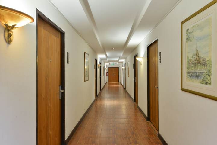 Ballroom/Hall 56 of 67