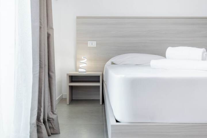 Room 2 of 19