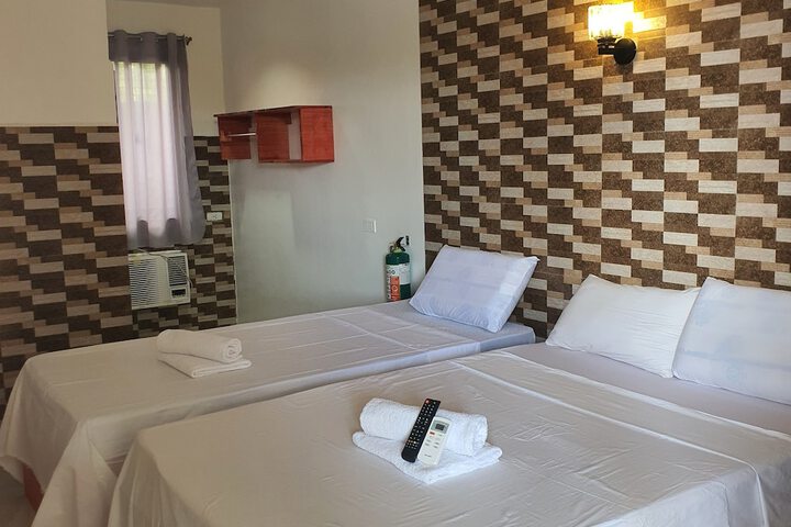 Room 8 of 65