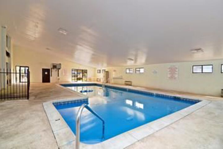 Pool 41 of 44