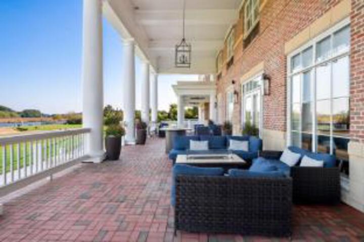 Hotel 4 of 35