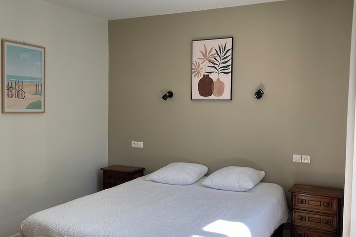 Room 13 of 40