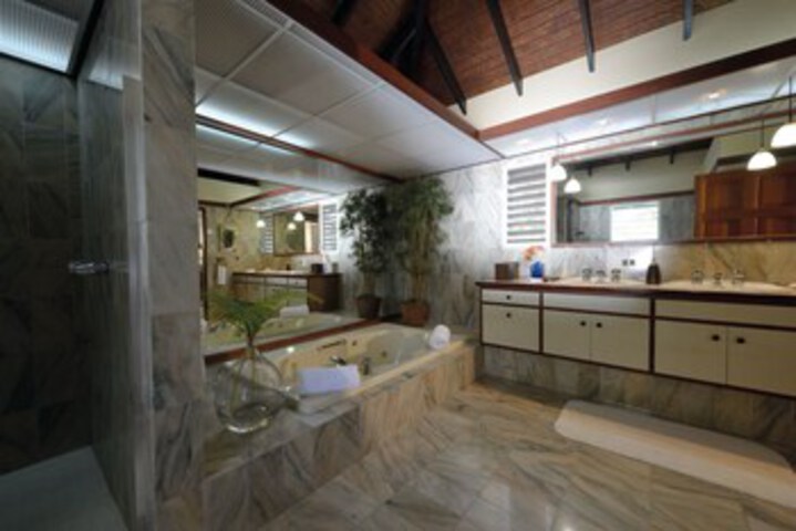 Room 3 of 27
