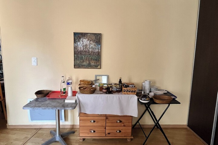 Breakfast/Coffee Service 26 of 29