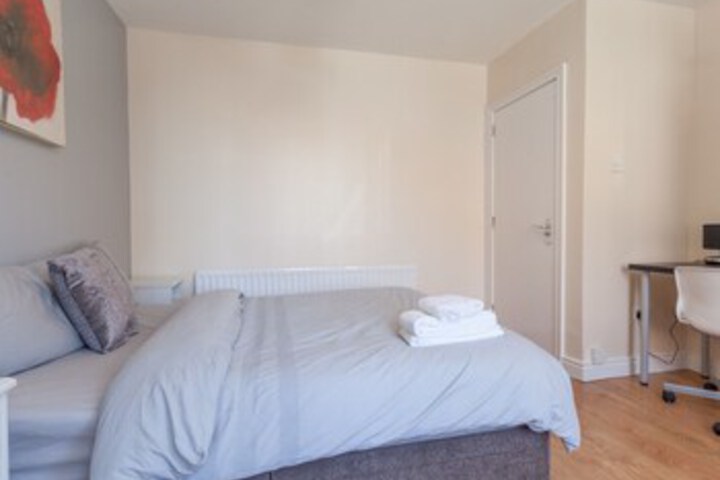 Room 19 of 27