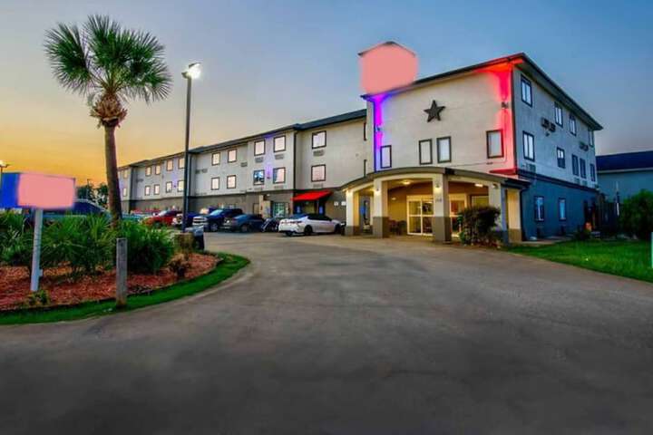 Hotel 24 of 26