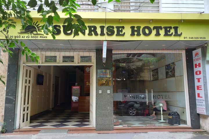 Sunrise Hotel
