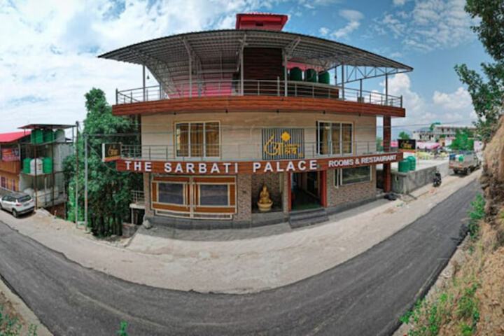Hotel Asraya in Tehri