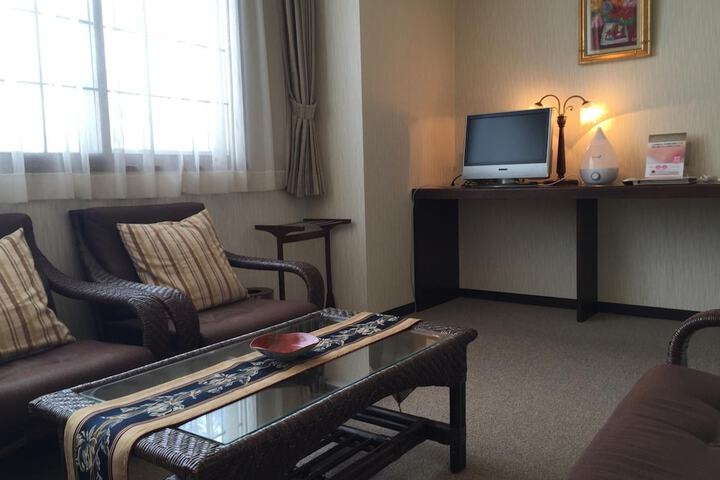 Room 16 of 57