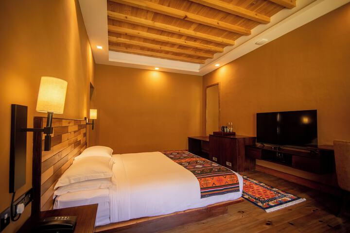 Room 10 of 25