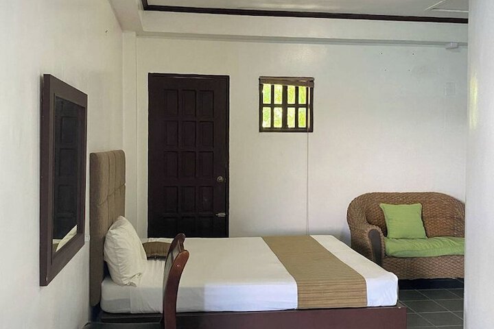 Room 38 of 68