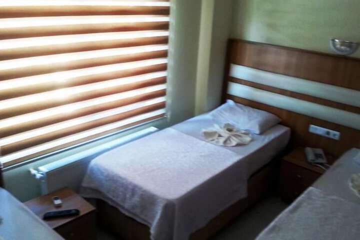 Room 17 of 21