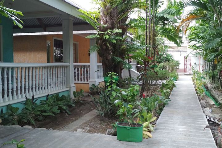 Terrace/Patio 9 of 14