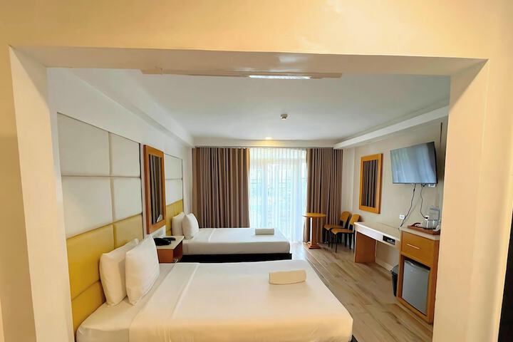 Room 13 of 109