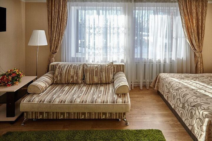 Room 28 of 48