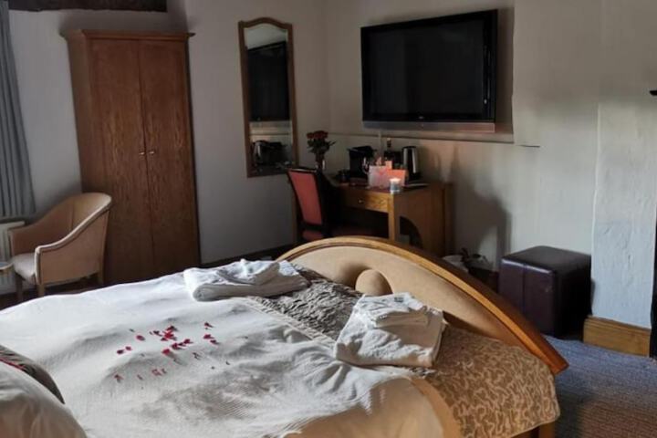 Room 8 of 21