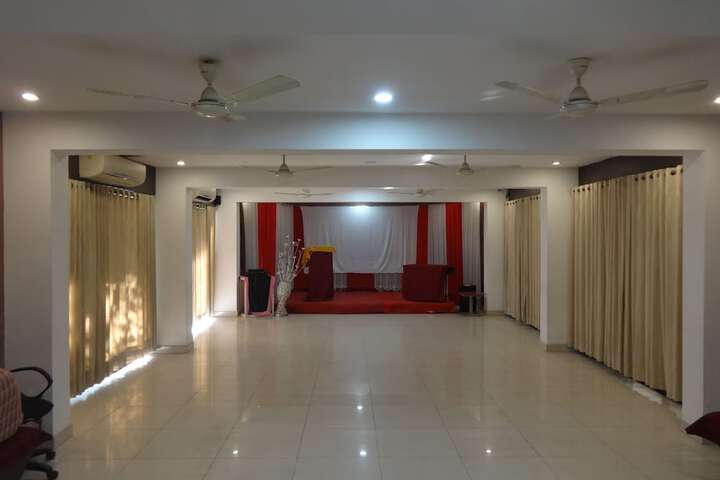 Ballroom/Hall 42 of 53