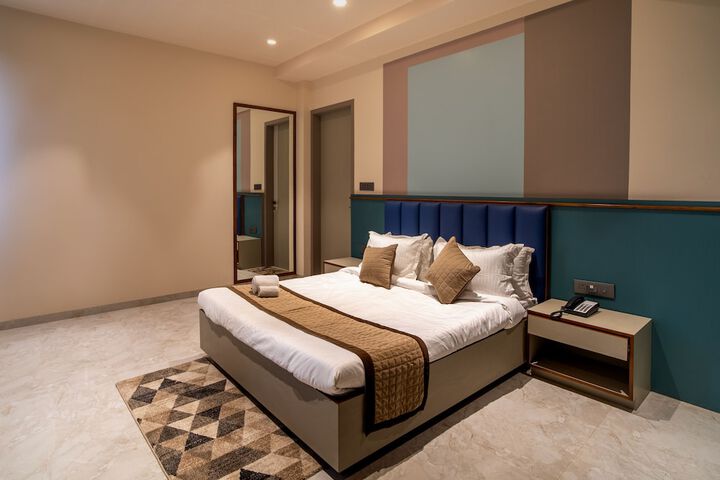 Room 18 of 35