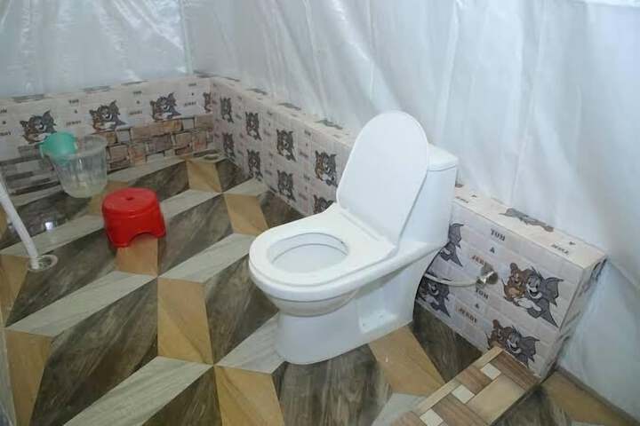 Room 7 of 14